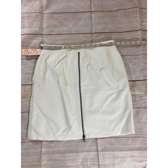 NWT Bailey 44 Women's White Double Front Zip Mini Skirt - Large - Picture 4 of 12